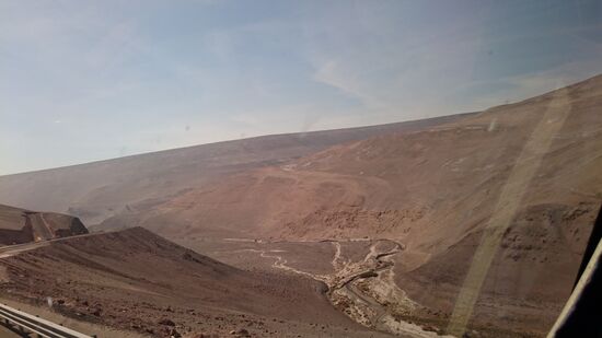 Tal, verschüttet mit Schlammlawinen