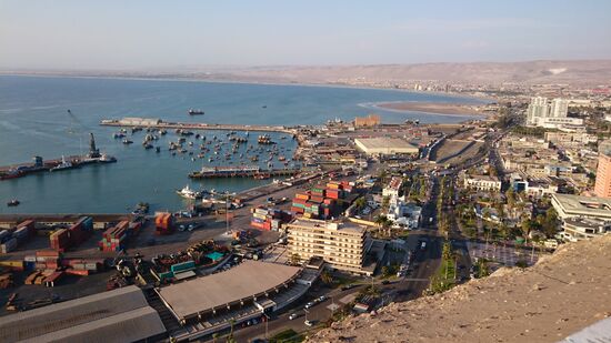 Blick vom Morro auf den Fischereihafen