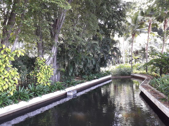 Grünanlage an der Promenade