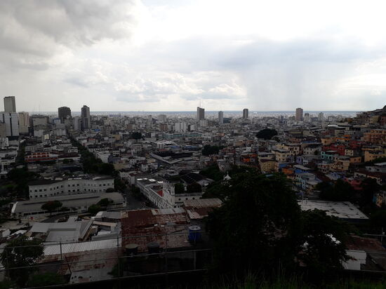 Blick vom Hügel auf Guayaquil
