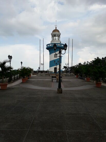 Leuchtturm auf dem Hügel