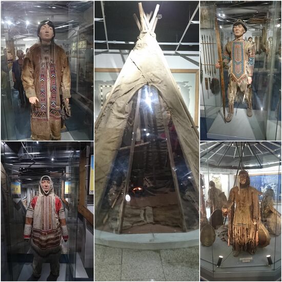 Trachten der Ureinwohner Sibiriens