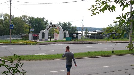 In jeder Stadt wird an den zweiten Weltkrieg erinnert. In Tscherepowez  gibt es ein Freilandmuseum mit Kriegsgeräten aus dem zweiten Weltkrieg