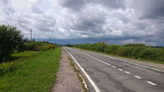 Diese Wolke verfolgt uns den ganzen Tag bevor sie uns am Abend einholt