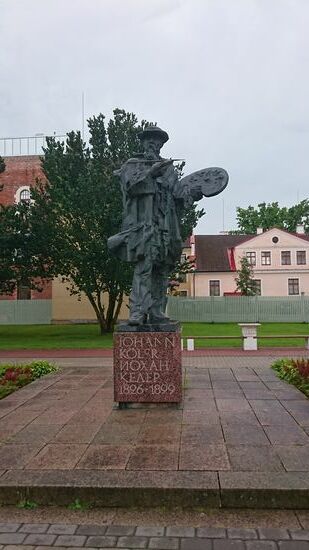 Denkmal für den ersten estnischen Maler, der aus Viljandi kommt  - mit deutschem Namen