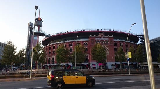 Ehemalige Stierkampfarena am Platz España heute Shopping Mall