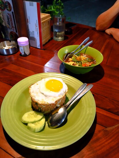 Abendessen im Warung