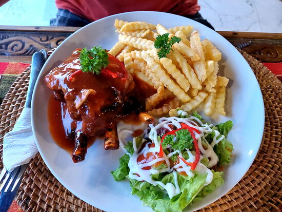 Spareribs mit indonesischer Sauce
