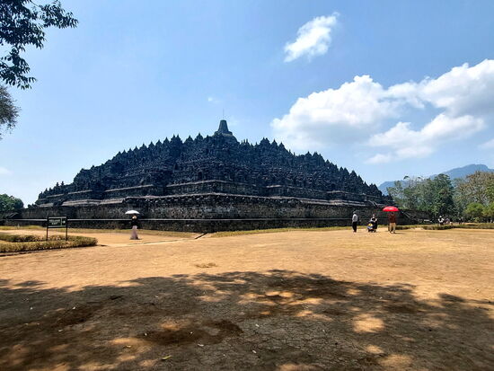 Borobudur - einer der größten buddhistischen Tempel der Welt