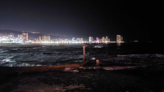 Iquique bei Nacht