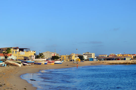 Bucht von Sal Rei in der Nachmittagssonne