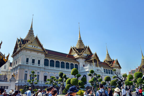 Königspalast in Bangkok - eine Mischung aus viktorianischem Stil und traditionellen thailändischen Elementen