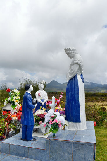 Bekannt ist die Madonnenstatue am Col de Bellevue