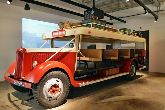 Alter Linienbus im Museum Stella Mattutina