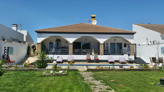 Familiäre Unterkunft in Chiclana - Bahia Guesthouse