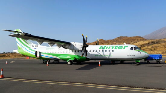 Fast immer pünktlich: die ATR 72 der Binter Cabo Verde