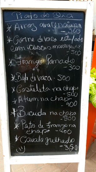 Nicht gerade handlich ist die Speisekarte...