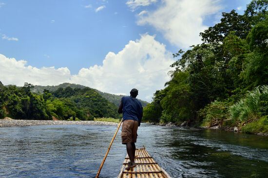 Flussabwärts geht's deutlich leichter...