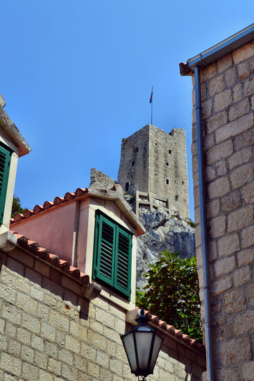 Die Burg über dem ehemaligen Piratennest Omiš