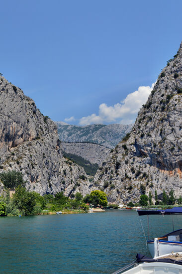 Blick ist Tal der Cetina bei Omiš