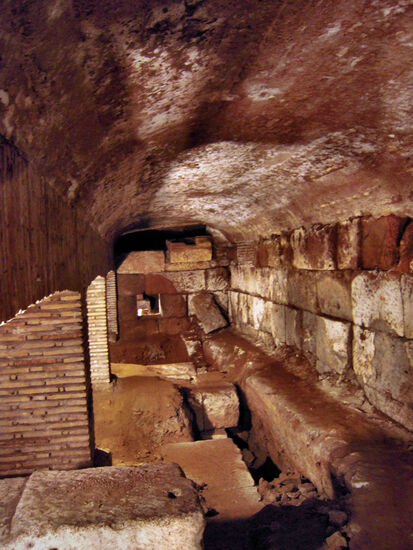 Römische Reste unter San Nicola in Carcere