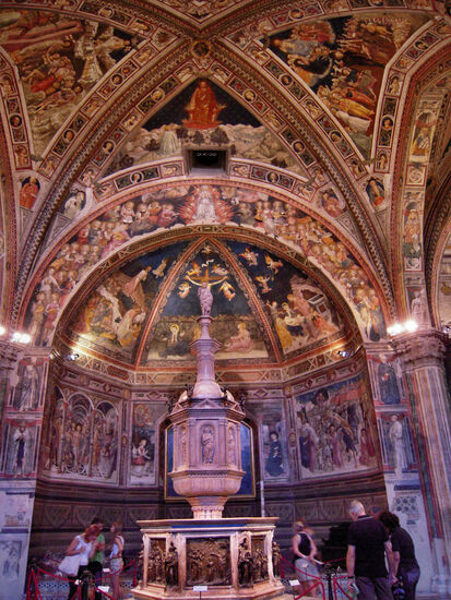 Das Taufbecken im Battistero, eines der bedeutendsten Kunstwerke der Frührenaissance.