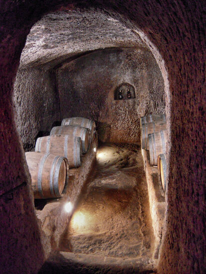 Weinkeller in "Klein-Jerusalem"