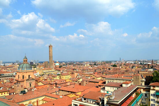 Blick über die Altstadt von Bologna