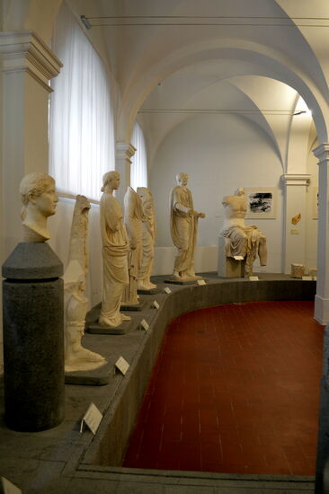 Statuen aus römischer Zeit im Archäologischen Museum in Grosseto
