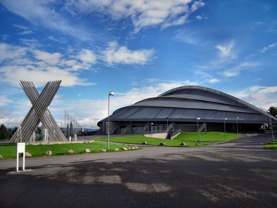 "Wikingerschiff" - die Eisschnelllaufhalle der Olympischen Spiele von 1994