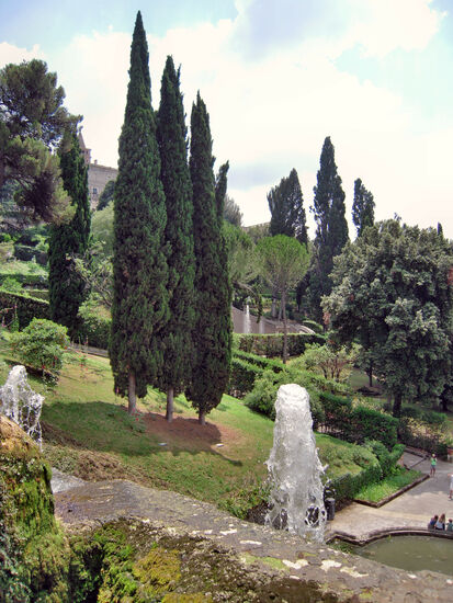 Blick über die Gartenanlagen der Villa d'Este