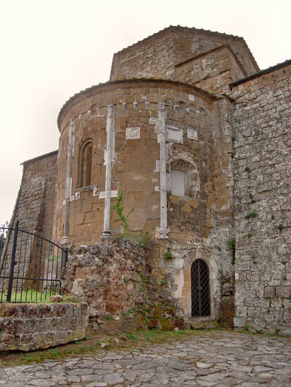 Romanischer Dom von Sovana
