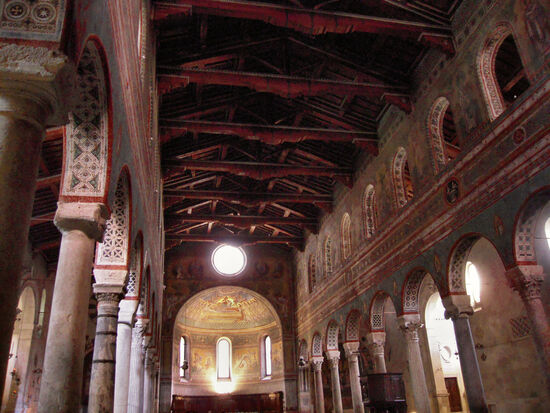 Innenraum des Doms von Chiusi