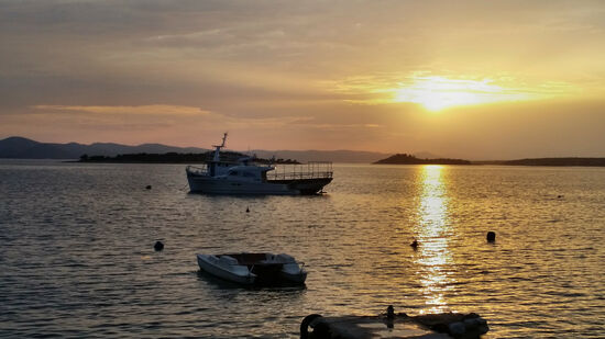 Wieder ein wunderbarer Sonnenuntergang über der Bucht