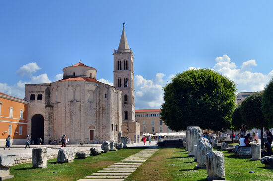 Römisches Forum, Sv. Donat und die Kathedrale Sv. Stošija