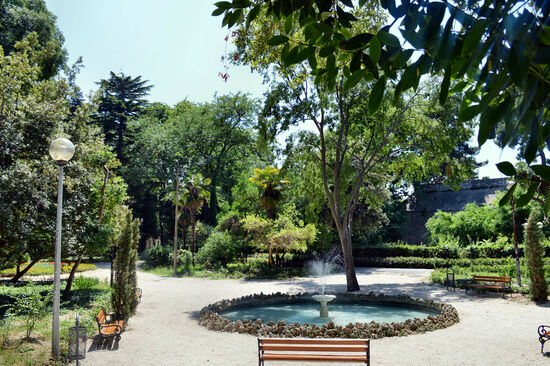 Im großen Park am Landtor