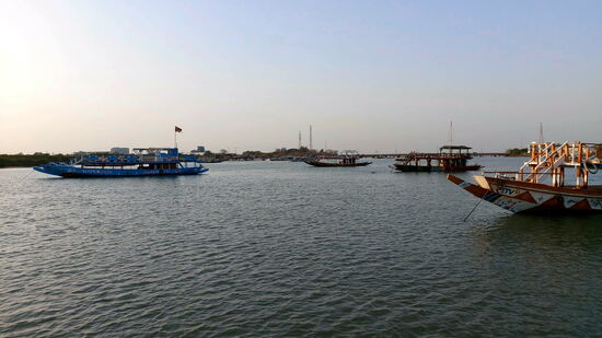 Rückkehr zur Denton Bridge