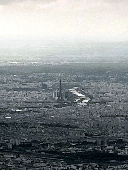 Eiffelturm vom Flugzeug aus