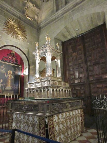 Im Inneren der Kathedrale