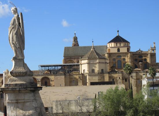 Was für eine schöne Sicht von der Brücke