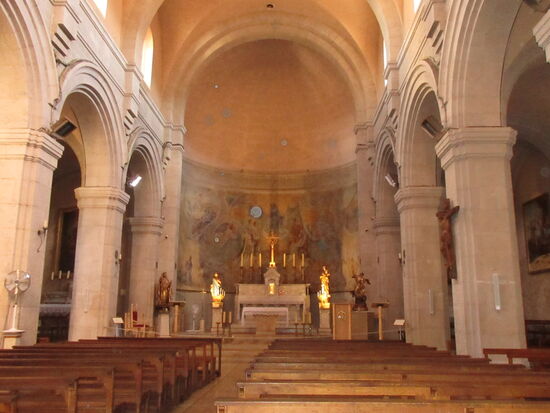 Im Inneren der Kirche