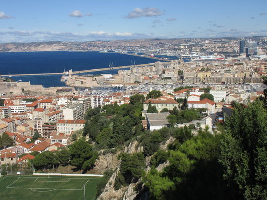 Marseille mit dem Vieux Port von oben