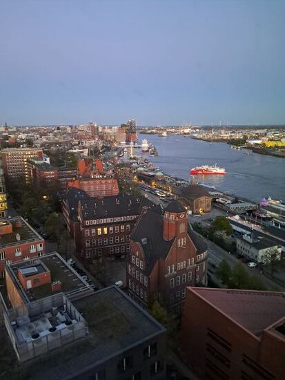 Nochmals Blick aus dem Fenster gegen Abend