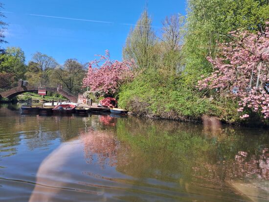 Idyllischer Winkel am Kanal