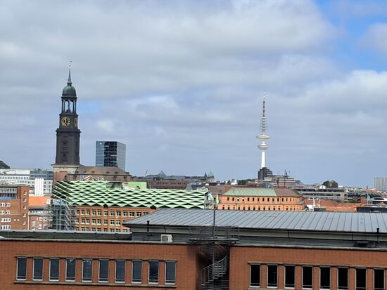 Blick auf Michel und Fernsehturm