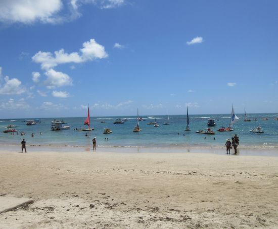 Boote, Wasser und Strand