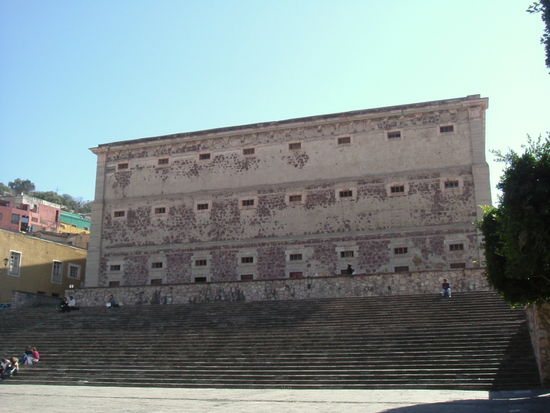 Alhóndiaga de Granalitas