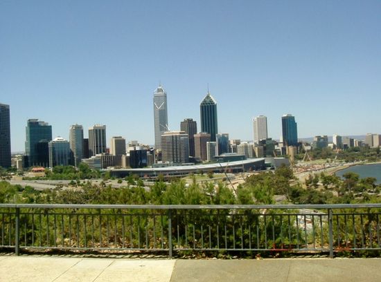 Blick vom Kings Park auf Perth