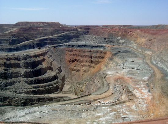 Super Pit