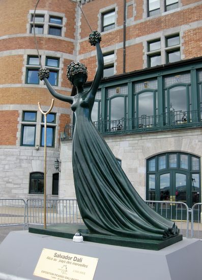 Skulptur von Salvador Dali